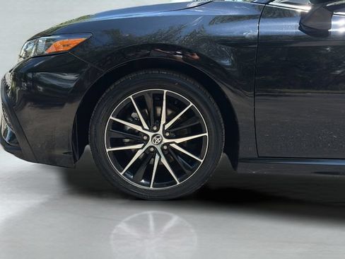 Used 2024 Toyota Camry SE w/ Convenience Package FWD image 24