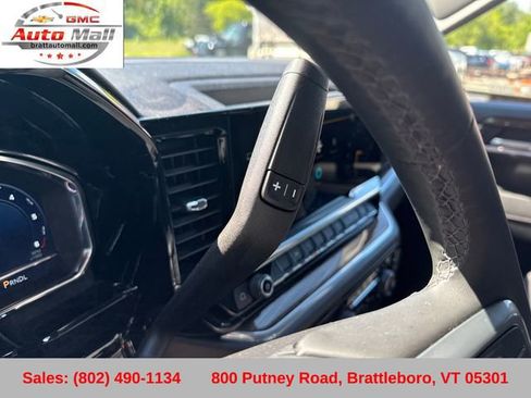 Used 2025 Chevrolet Silverado 1500 LT AWD/4WD image 23