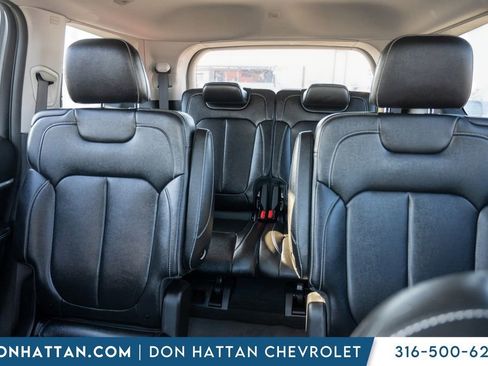 Used 2023 Jeep Grand Cherokee L Limited image 17