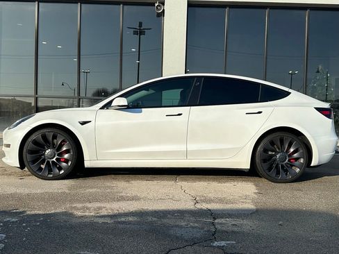 Used 2022 Tesla Model 3 Performance image 6