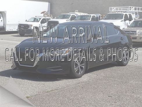 Certified 2023 Nissan Sentra SV FWD image 1