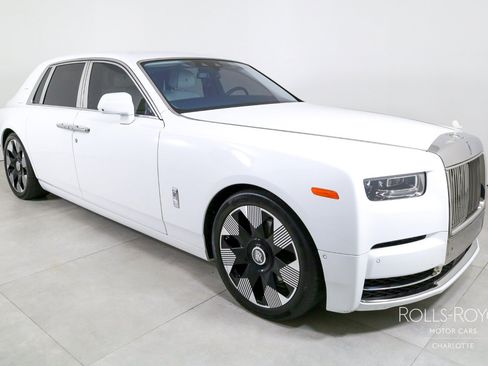Certified 2024 Rolls-Royce Phantom Sedan RWD image 6
