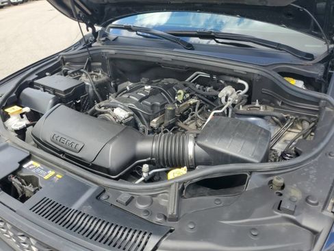Used 2024 Dodge Durango R/T AWD/4WD image 40