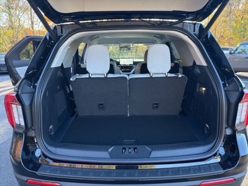 New 2026 Ford Explorer Platinum w/ LUX Leather Package image 22