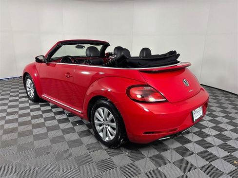Used 2018 Volkswagen Beetle 2.0T S image 6