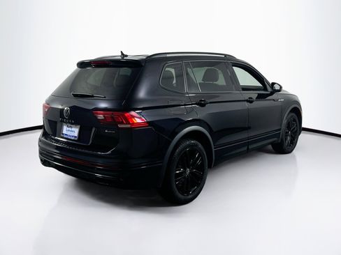 Used 2022 Volkswagen Tiguan SE R-Line image 5