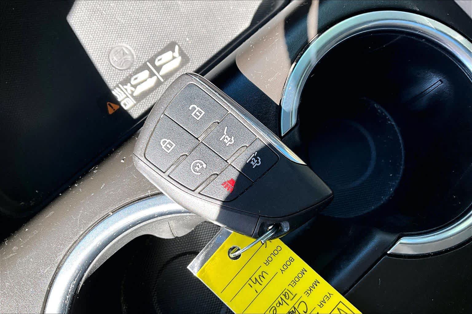 Used 2021 Chevrolet Tahoe Premier AWD/4WD image 15