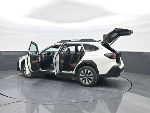 Used 2023 Subaru Outback Touring XT image 44