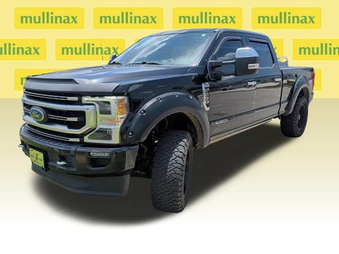 Used 2020 Ford F250 Platinum w/ FX4 Off-Road Package AWD/4WD image 2