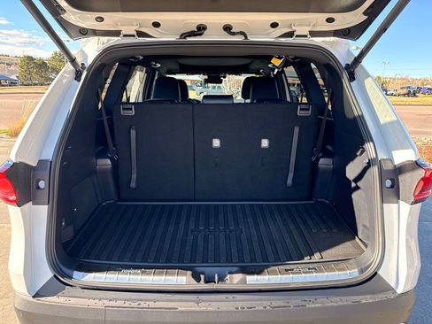 Used 2026 Toyota Grand Highlander AWD Hybrid image 24