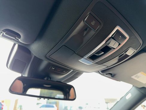 Used 2017 Mercedes-Benz GLS 550 4MATIC image 26