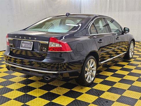 Used 2015 Volvo S80 T6 w/ Climate Package image 3