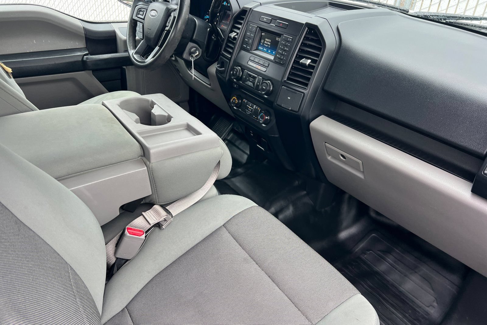 Used 2016 Ford F150 XL w/ Equipment Group 101A Mid RWD image 12