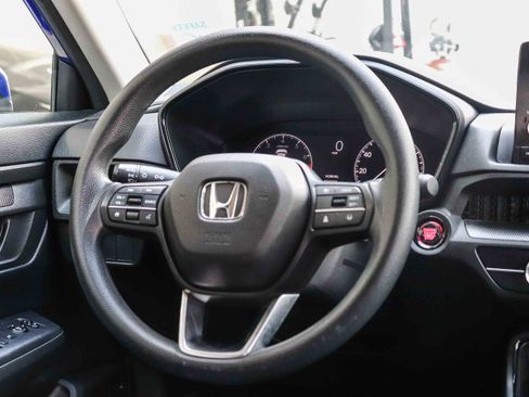 Used 2025 Honda CR-V LX image 18