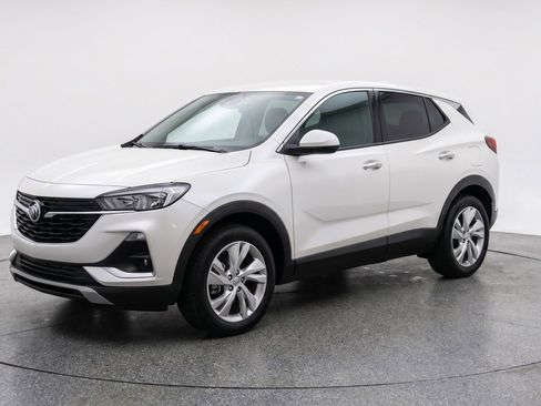 Used 2025 Buick Encore GX Preferred AWD/4WD image 3