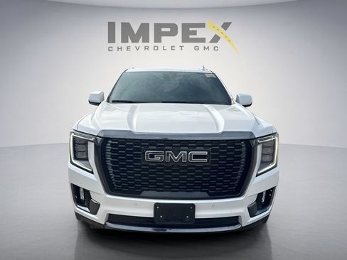 Used 2023 GMC Yukon XL Denali Ultimate AWD/4WD image 8