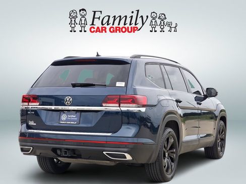 Used 2023 Volkswagen Atlas SE w/ Panoramic Sunroof Package FWD image 4
