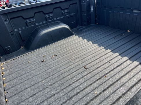 New 2025 GMC Sierra 1500 AT4 w/ Technology Package image 22