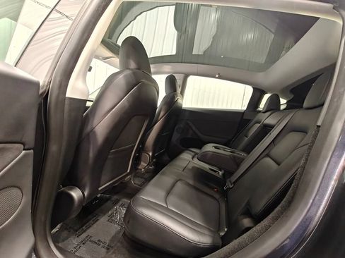 Used 2024 Tesla Model Y Long Range AWD/4WD image 22