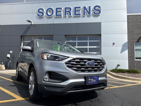Certified 2022 Ford Edge Titanium AWD/4WD image 1
