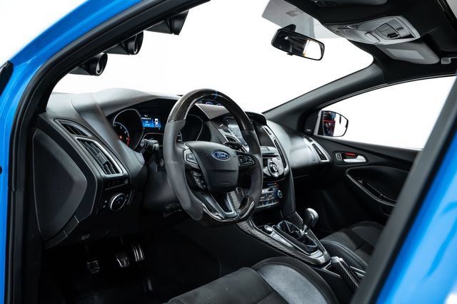 Used 2017 Ford Focus RS AWD/4WD image 20