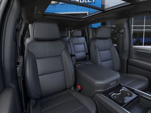 New 2026 Chevrolet Suburban RST w/ Advanced Technology Package image 16