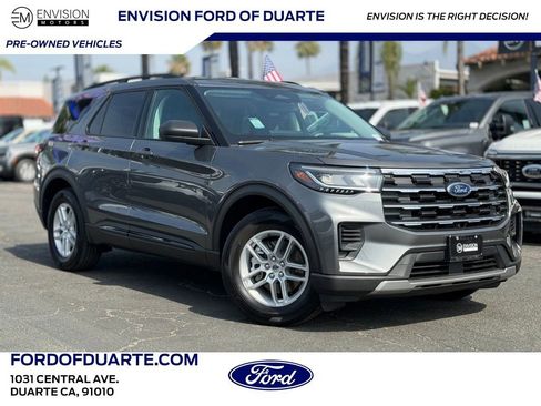Used 2026 Ford Explorer Active RWD image 1