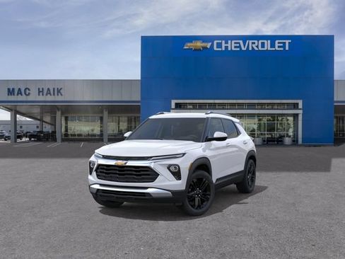 New 2026 Chevrolet TrailBlazer LT w/ Convenience Package FWD image 8