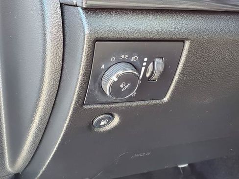 Used 2022 Jeep Grand Cherokee Laredo X AWD/4WD image 9