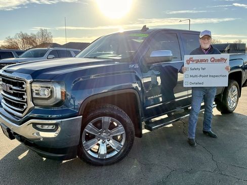 Used 2017 GMC Sierra 1500 SLT image 1