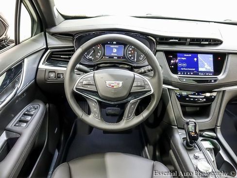 New 2025 Cadillac XT5 Premium Luxury w/ Technology Package image 12