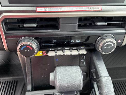 New 2026 Toyota 4Runner SR5 AWD/4WD image 22