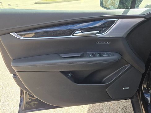 Used 2020 Cadillac XT5 Premium Luxury image 22