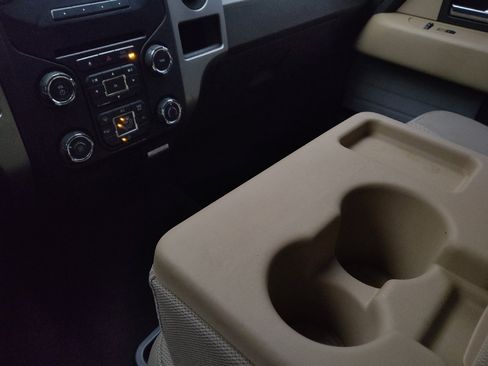 Used 2013 Ford F150 XLT w/ Luxury Equipment Group image 26