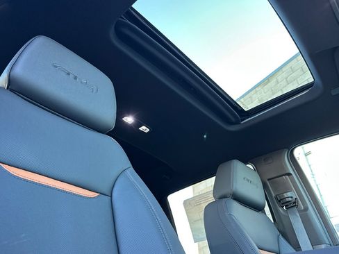 New 2026 GMC Sierra 2500 AT4 w/ AT4 Premium Plus Package image 17