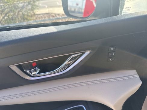 Used 2020 Subaru Ascent Limited w/ Technology Package image 15