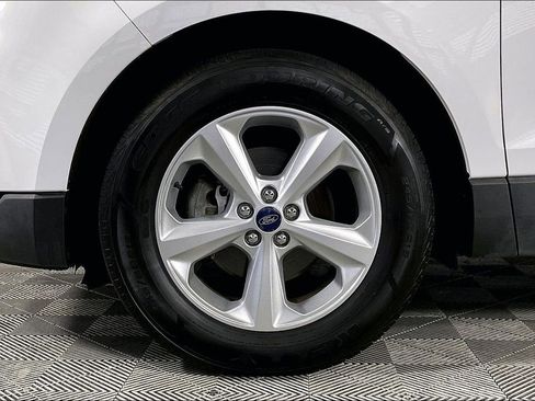 Used 2019 Ford Edge SE w/ SE Fleet Driver's Package image 7