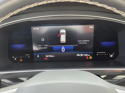 Used 2022 Volkswagen Tiguan SE image 20