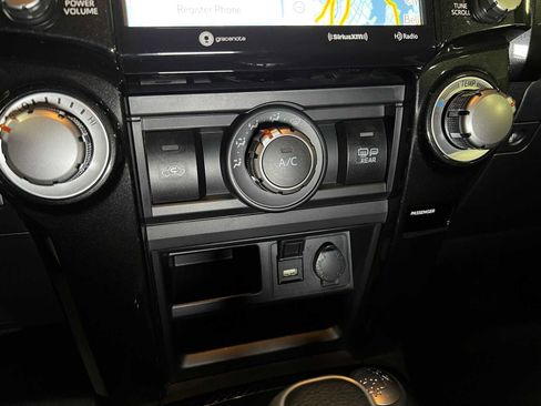 Used 2024 Toyota 4Runner TRD Off-Road Premium w/ Moonroof Package image 35