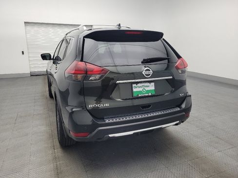 Used 2019 Nissan Rogue SV w/ Premium Package image 6