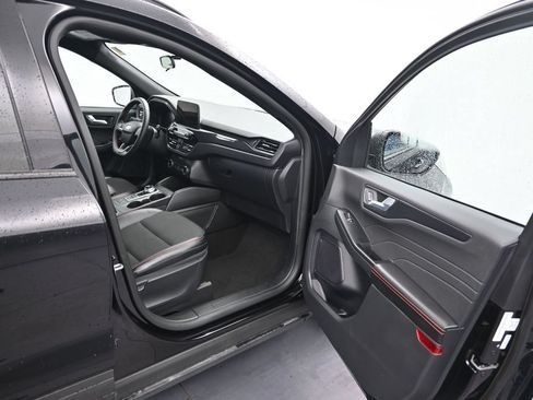 Used 2025 Ford Escape ST-Line AWD/4WD image 16