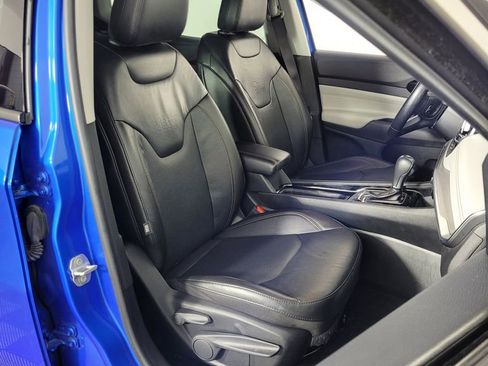 Used 2022 Jeep Compass Limited image 38