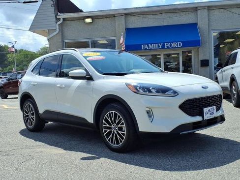 Certified 2022 Ford Escape SEL w/ Technology Package FWD image 1