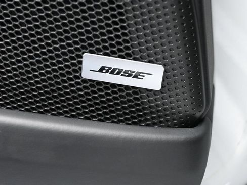 Certified 2025 Porsche Panamera 4S AWD/4WD image 25