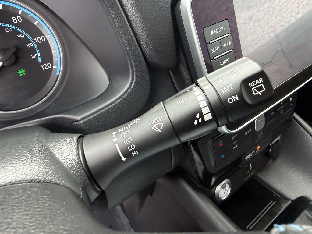 Used 2020 Nissan Leaf SV w/ Protection Package FWD image 23