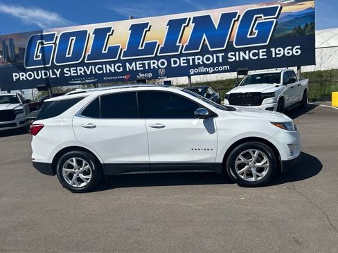Used 2021 Chevrolet Equinox Premier FWD image 4