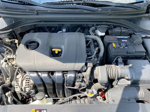Used 2020 Hyundai Elantra SEL FWD image 35