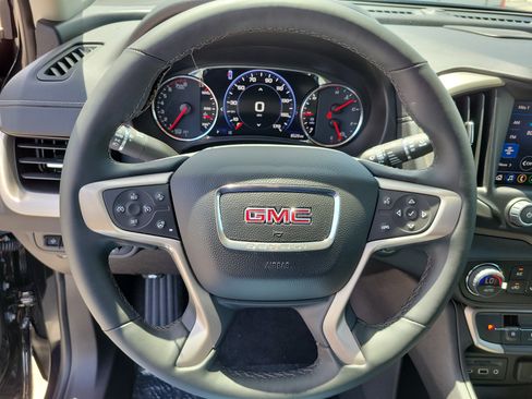 Used 2024 GMC Terrain Denali w/ Denali Premium Package AWD/4WD image 21
