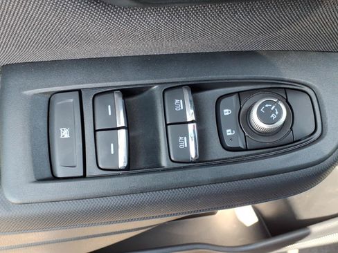 Used 2025 Subaru Forester Premium AWD/4WD image 26