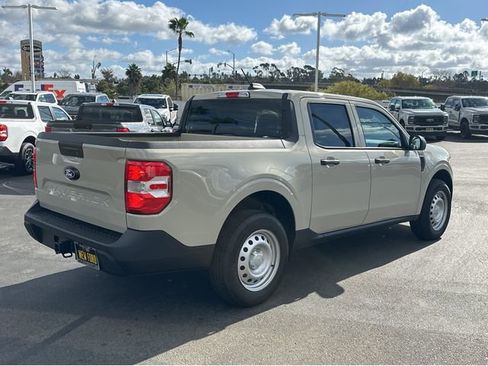 New 2025 Ford Maverick XL image 6